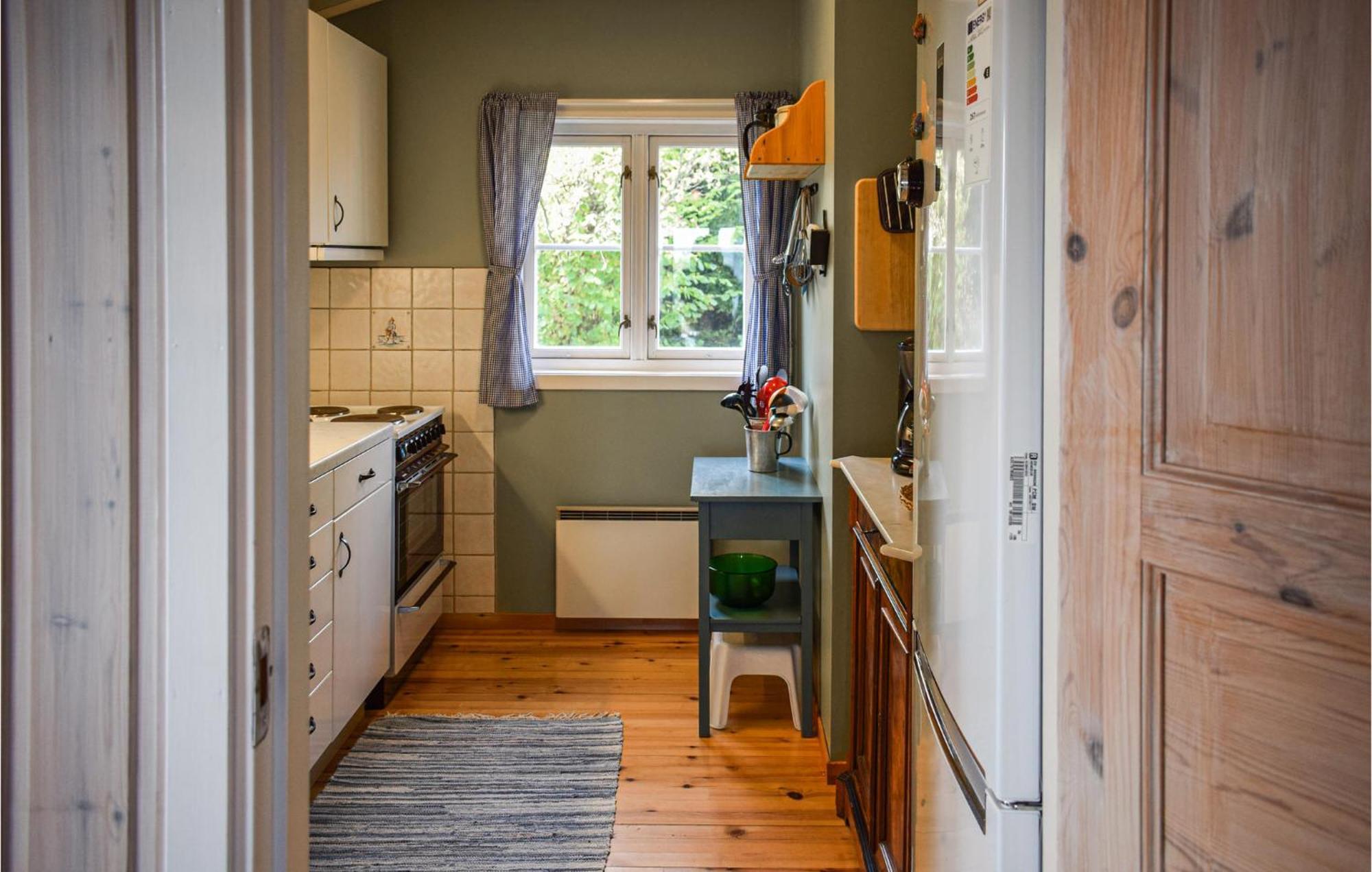 Beautiful Home In Aros With Kitchen Fagerstrand Exterior photo